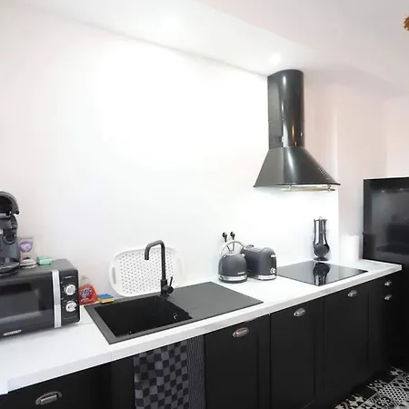 Le Vintage 100 Metres De La Gare Parking Gratuit דירה *