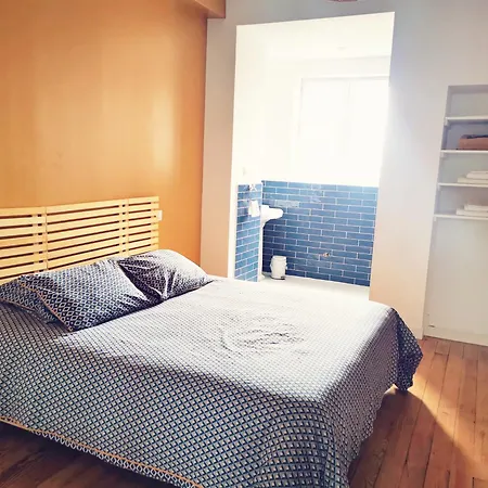 Le Vintage 100 Metres De La Gare Parking Gratuit