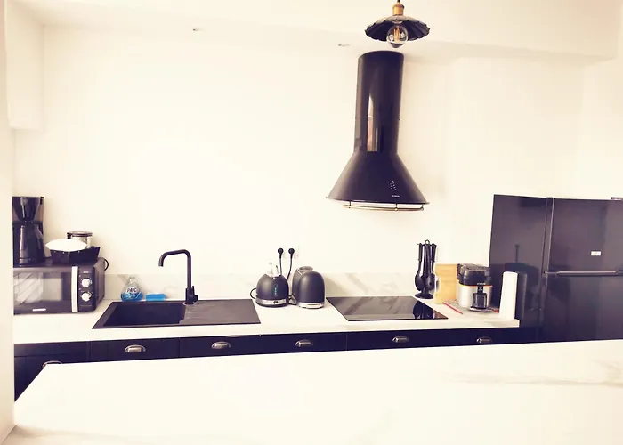 Le Vintage 100 Metres De La Gare Parking Gratuit *